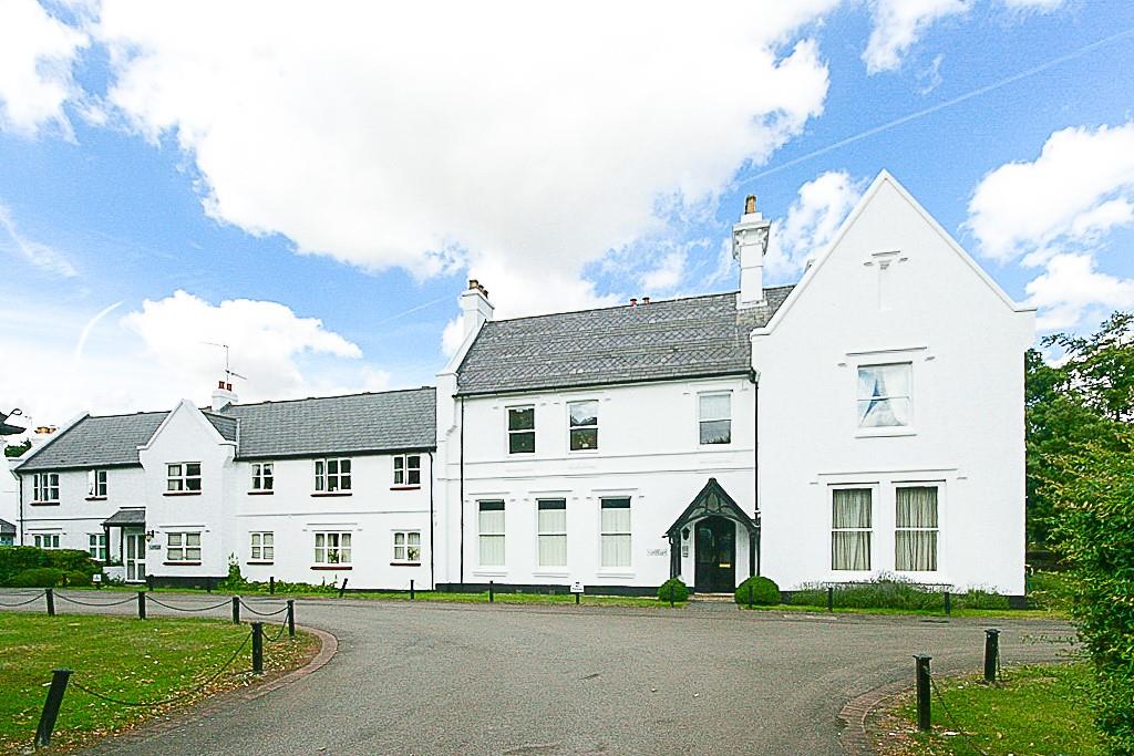 Rayleigh Road, Hutton, Brentwood Keith Ashton